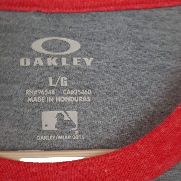 Oakley Mens Slugger Raglan Tee NWT - Picture 4 of 11